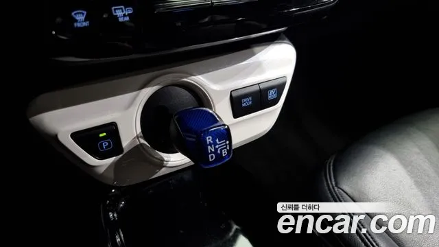 Toyota Prius 4th Generation id 2455047 из Кореи 19