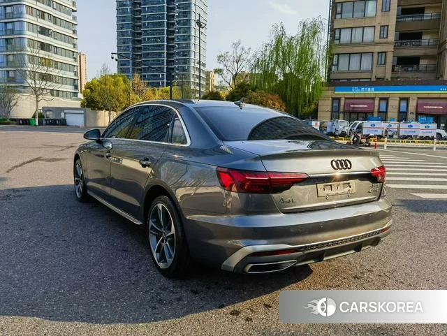 Audi A4L id 4348384 из Китая 9