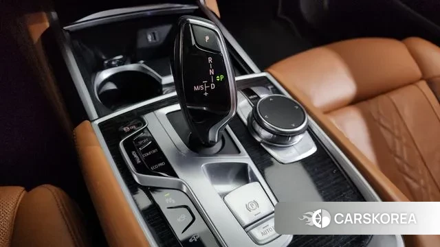 BMW 7 Series (G11) id 3766323 из Кореи 19