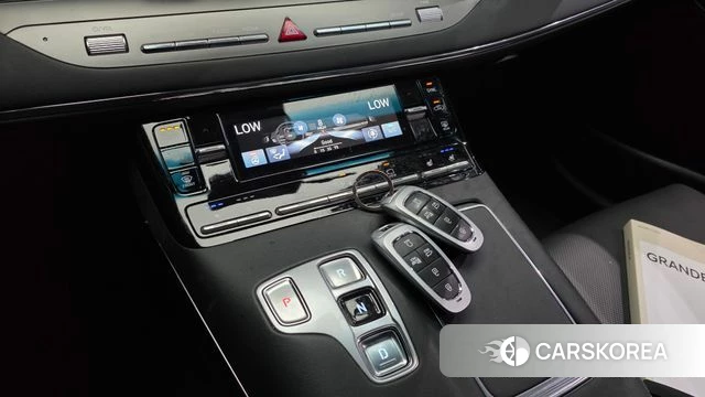 Hyundai The New Grandeur IG id 4749784 из Кореи 32