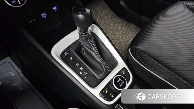 Hyundai Venue id 3525780 из Кореи 19