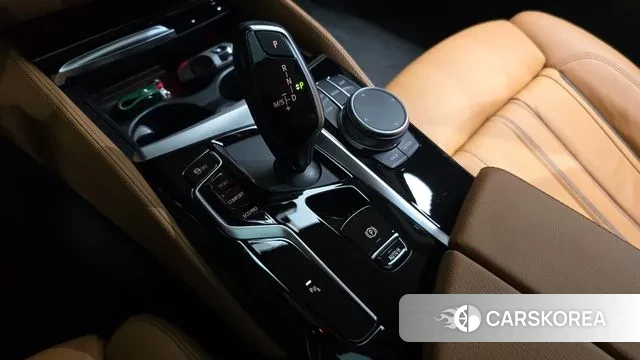 BMW 5 Series (G30) id 3043698 из Кореи 19