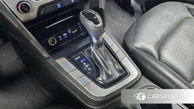Hyundai Avante AD id 4937679 из Кореи 19