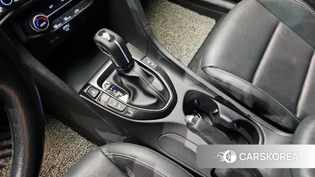 Hyundai Veloster (JS) id 3226170 из Кореи 19