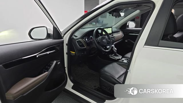 Kia Seltos id 4625760 из Кореи 30