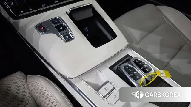 Hyundai The New Grandeur IG Hybrid id 3777546 из Кореи 19