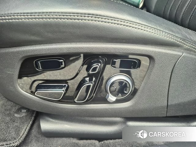 Genesis G90 id 4764962 из Кореи 19