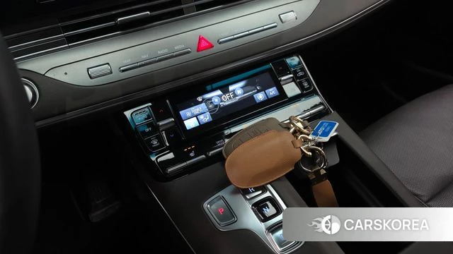 Hyundai The New Grandeur IG Hybrid id 4422887 из Кореи 32