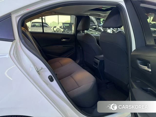 Toyota Corolla id 4335848 из Китая 17