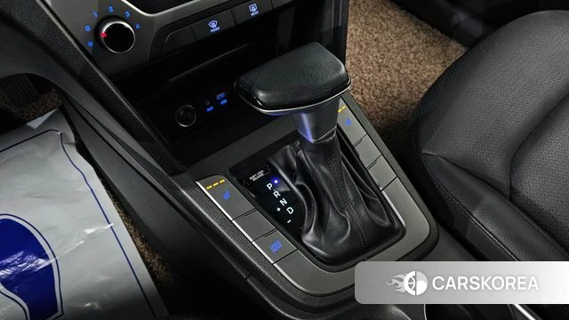 Hyundai Avante AD id 3886466 из Кореи 19