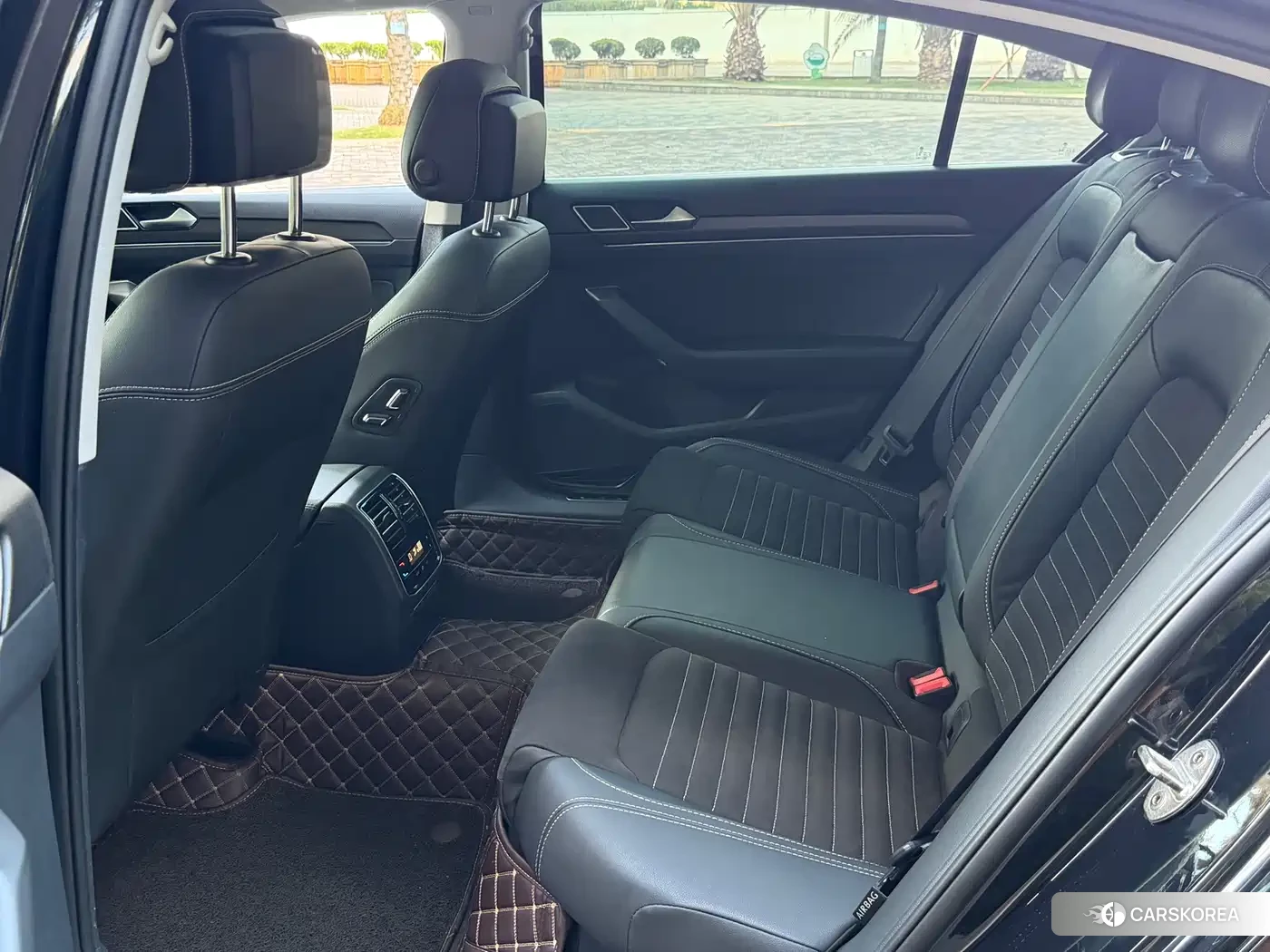 Volkswagen Magotan id 4679754 из Китая 17