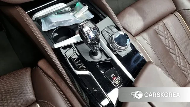 BMW 5 Series (G30) id 2998396 из Кореи 19