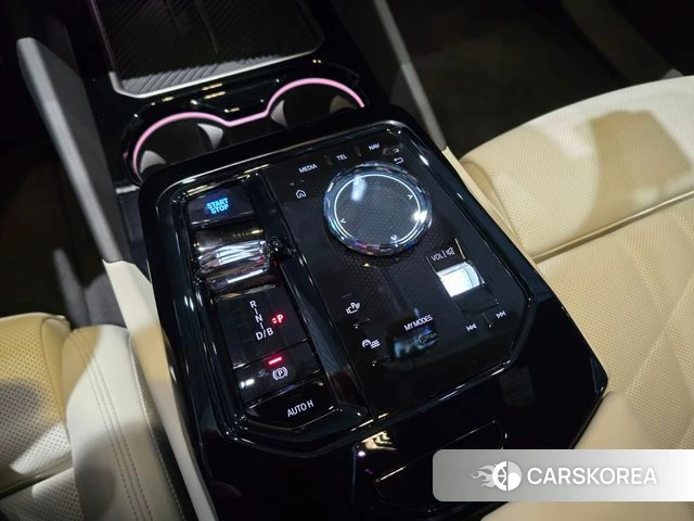 BMW i5 (G60) id 4576956 из Кореи 19