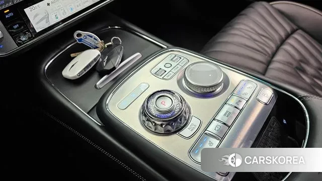 Genesis G90 (RS4) id 3770708 из Кореи 19