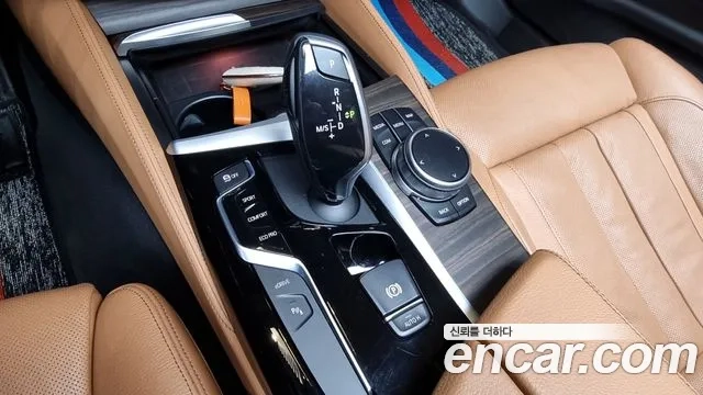 BMW 5 Series (G30) id 2932399 из Кореи 19