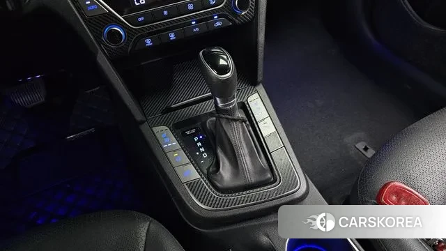 Hyundai Avante AD id 3085749 из Кореи 19