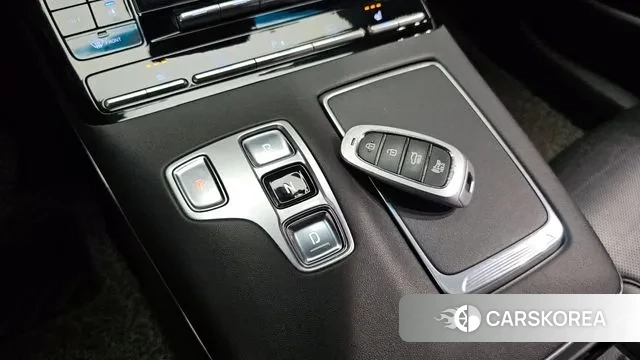 Hyundai The New Grandeur IG Hybrid id 3248376 из Кореи 19