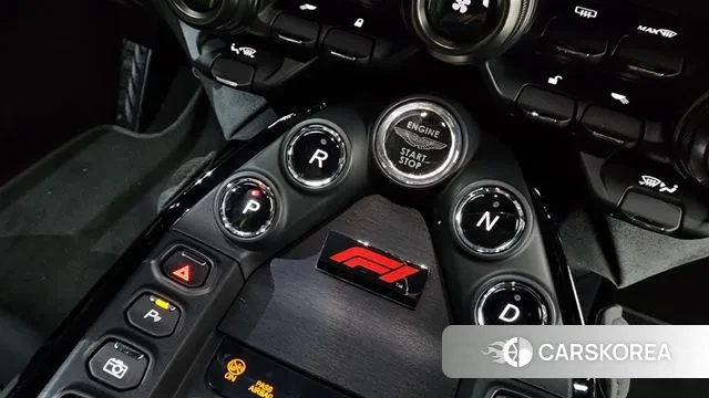 Aston Martin Vantage 2nd Generation id 3483275 из Кореи 19