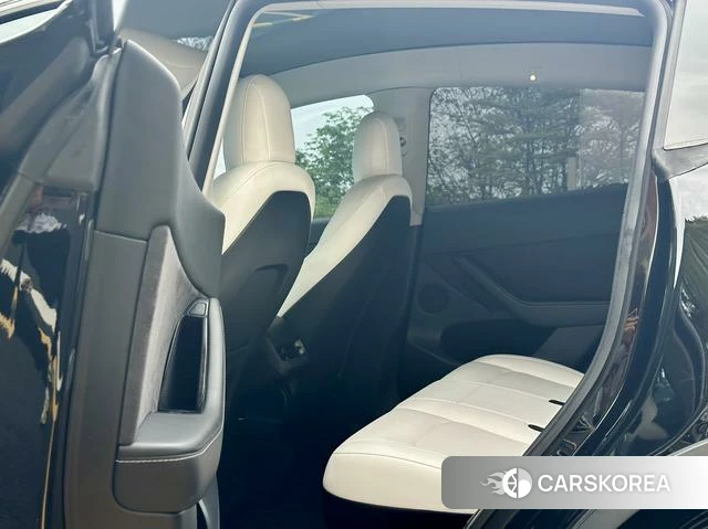 Tesla Model Y id 3896088 из Китая 10