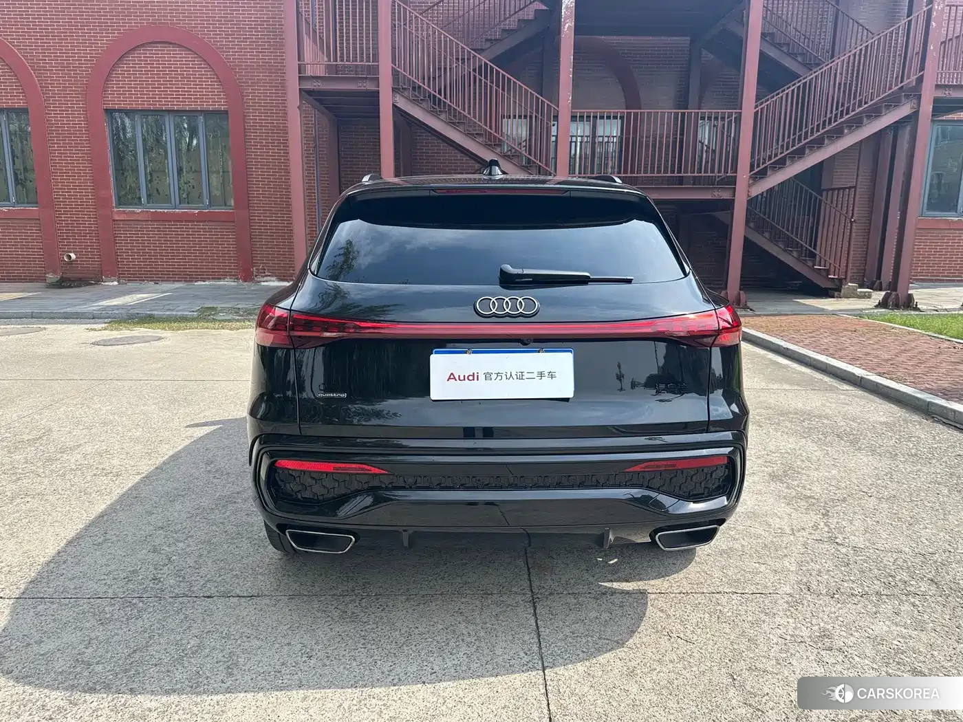 Audi Q5L id 4653978 из Китая 15