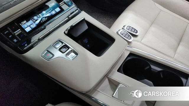 Hyundai The New Grandeur IG Hybrid id 4936389 из Кореи 33