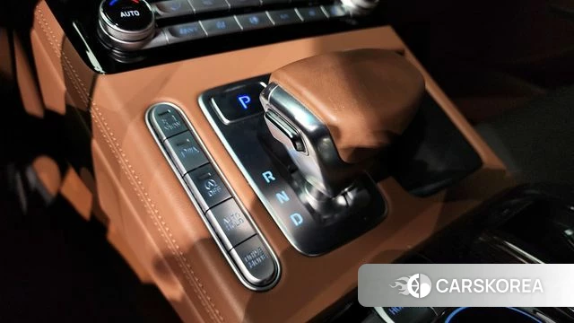 Genesis G90 id 3860378 из Кореи 19