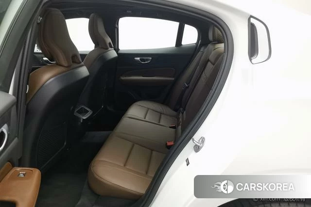 Volvo S60 id 4211478 из Китая 23