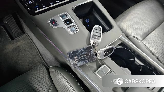 Hyundai The New Grandeur IG id 4683810 из Кореи 29