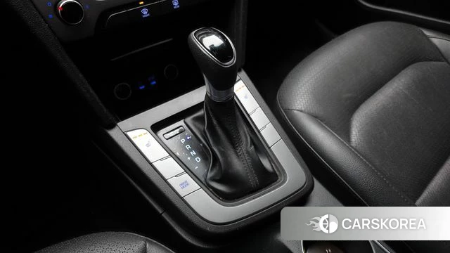 Hyundai Avante AD id 3873956 из Кореи 19