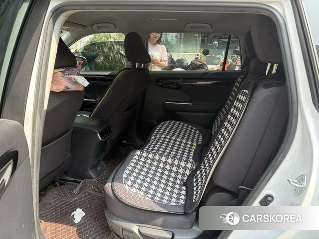 Toyota Highlander id 4321301 из Китая 13
