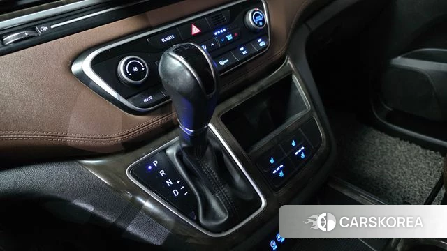 Hyundai The New Grand Starex id 4557393 из Кореи 19