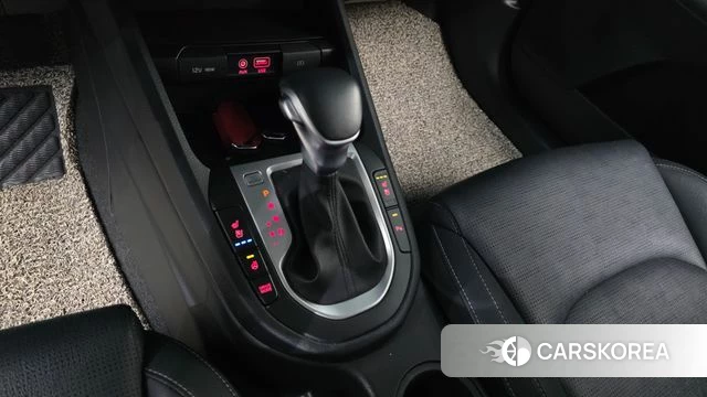 Kia Come New K3 id 4318184 из Кореи 19