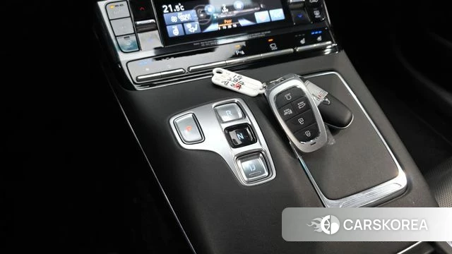 Hyundai The New Grandeur IG Hybrid id 3839096 из Кореи 19