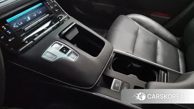 Hyundai The New Grandeur IG id 3290316 из Кореи 19