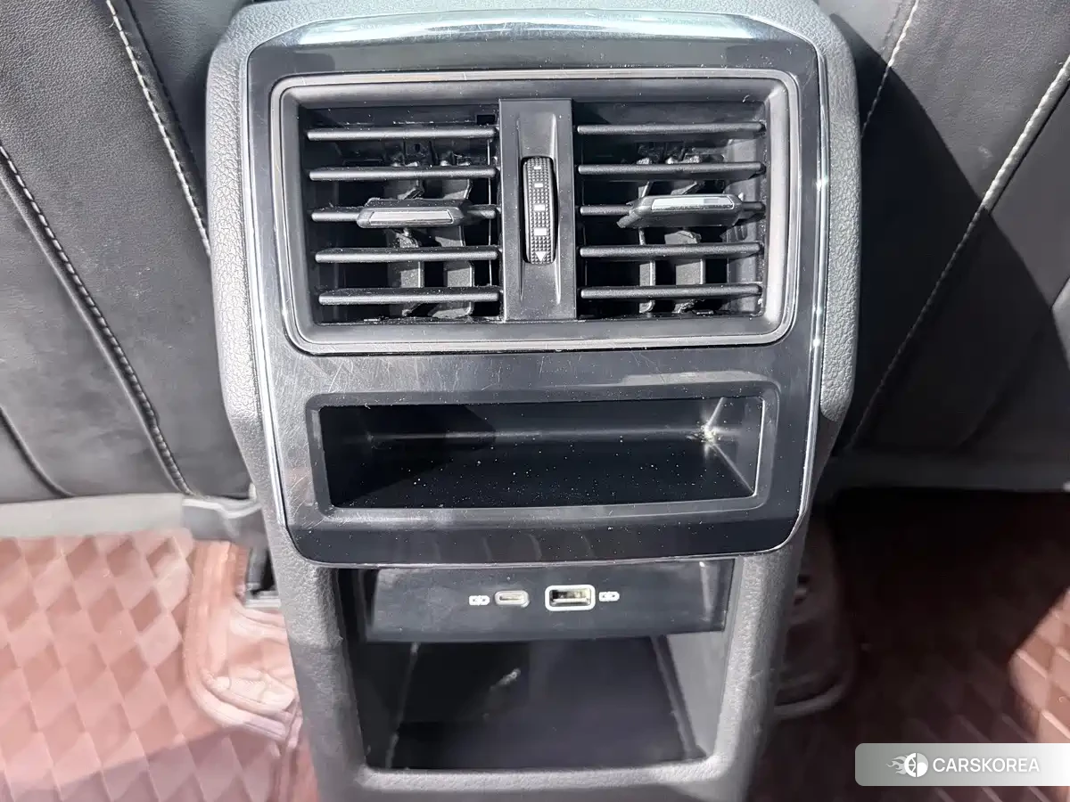 Skoda Superb id 4599704 из Китая 17