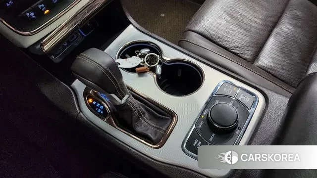 Jeep Grand Cherokee id 3789844 из Кореи 19