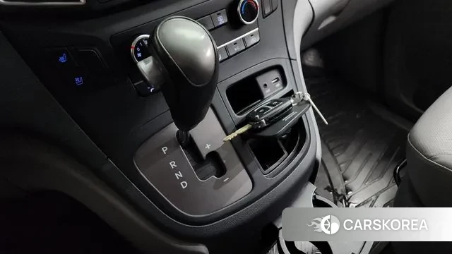 Hyundai The New Grand Starex id 3587963 из Кореи 19