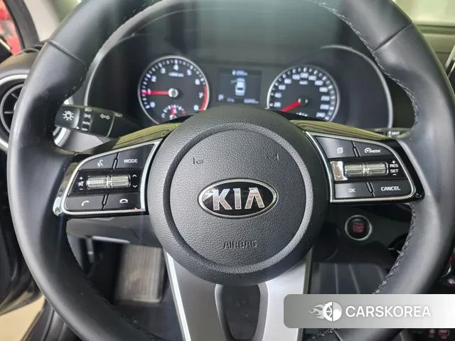 Kia Come New K3 id 3778346 из Кореи 16
