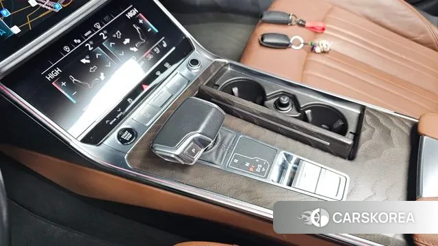 Audi A6 (C8) id 3645845 из Кореи 19