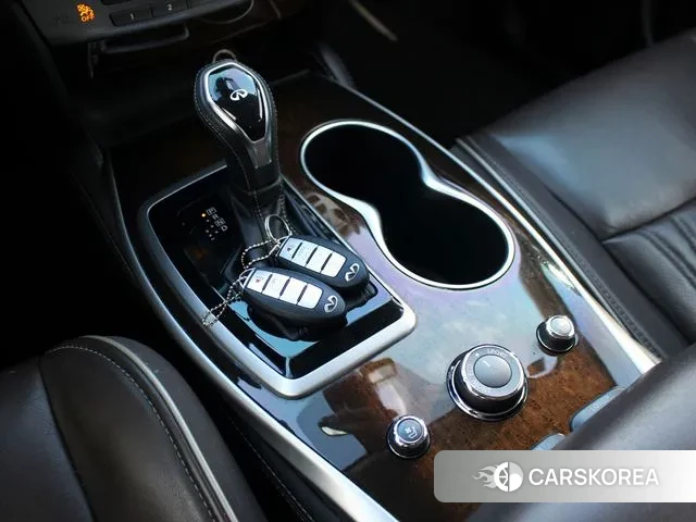 Infiniti QX60 id 3004778 из Кореи 19