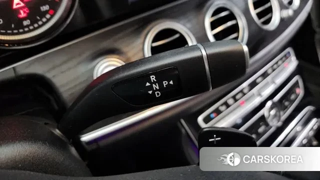 Mercedes-Benz E-Class W213 id 3469576 из Кореи 19