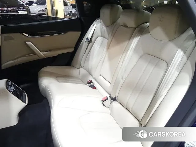 Maserati Quattroporte id 3055185 из Кореи 19