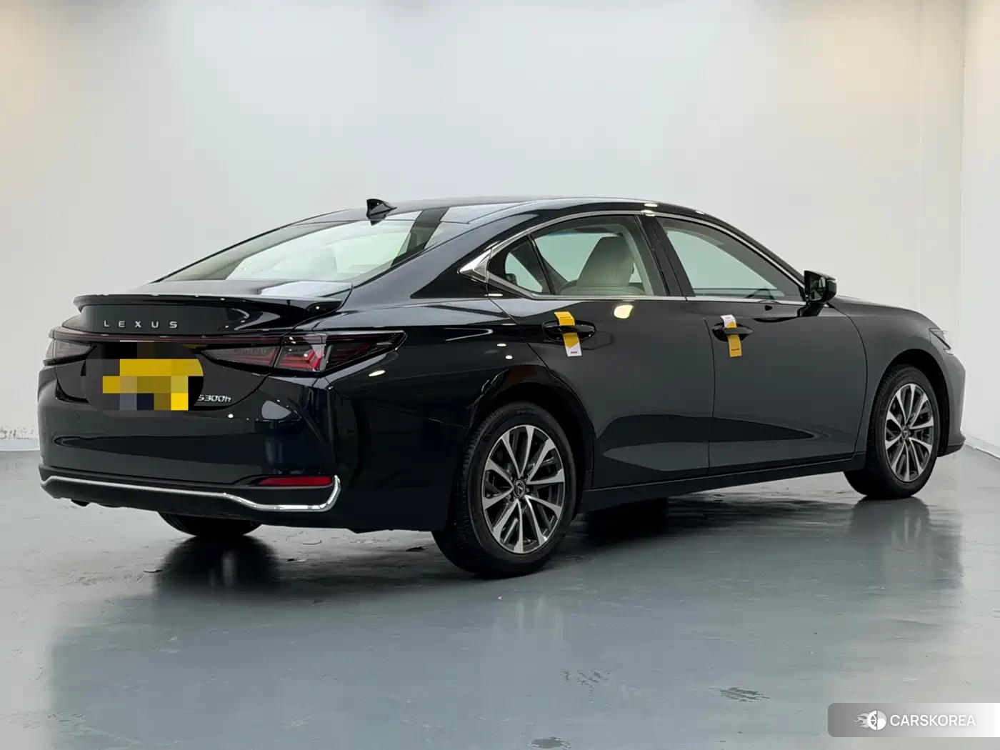 Lexus ES id 4649400 из Китая 19