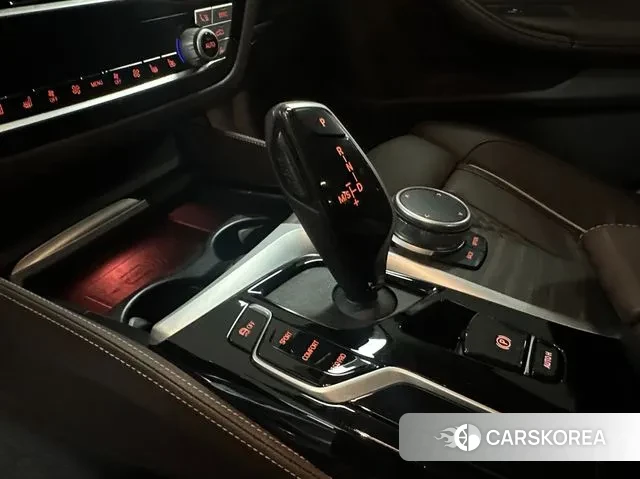 BMW 5 Series (G30) id 3448884 из Кореи 19