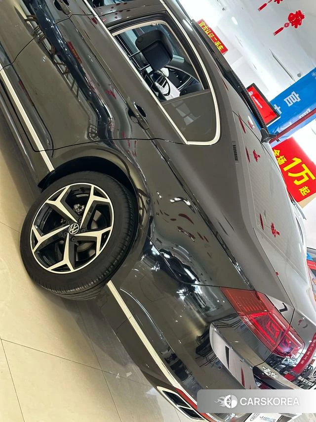 Volkswagen Magotan id 4256014 из Китая 33