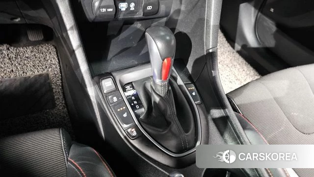 Hyundai Veloster (JS) id 4020399 из Кореи 19