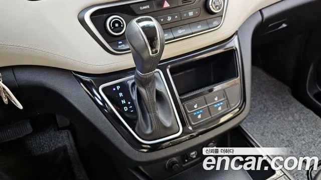 Hyundai The New Grand Starex id 2499942 из Кореи 19