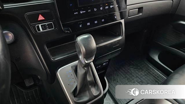 Hyundai Staria id 4936568 из Кореи 32