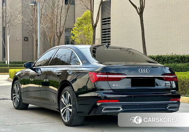 Audi A6L id 4275210 из Китая 13
