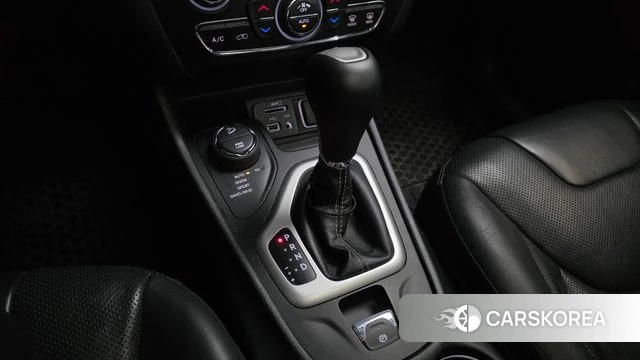 Jeep Cherokee (KL) id 3853862 из Кореи 19